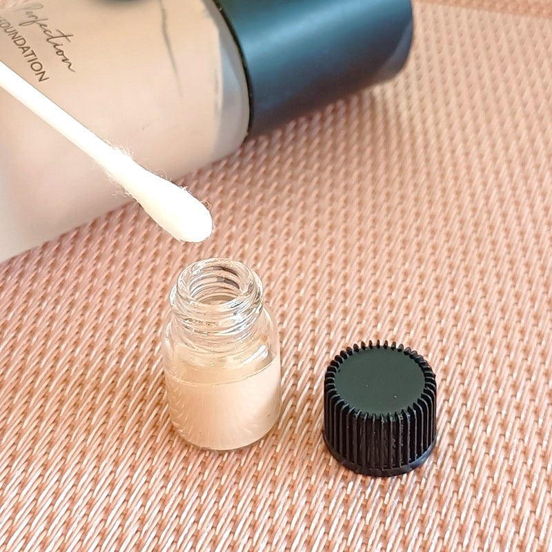 Vloeibare Foundation mini potje