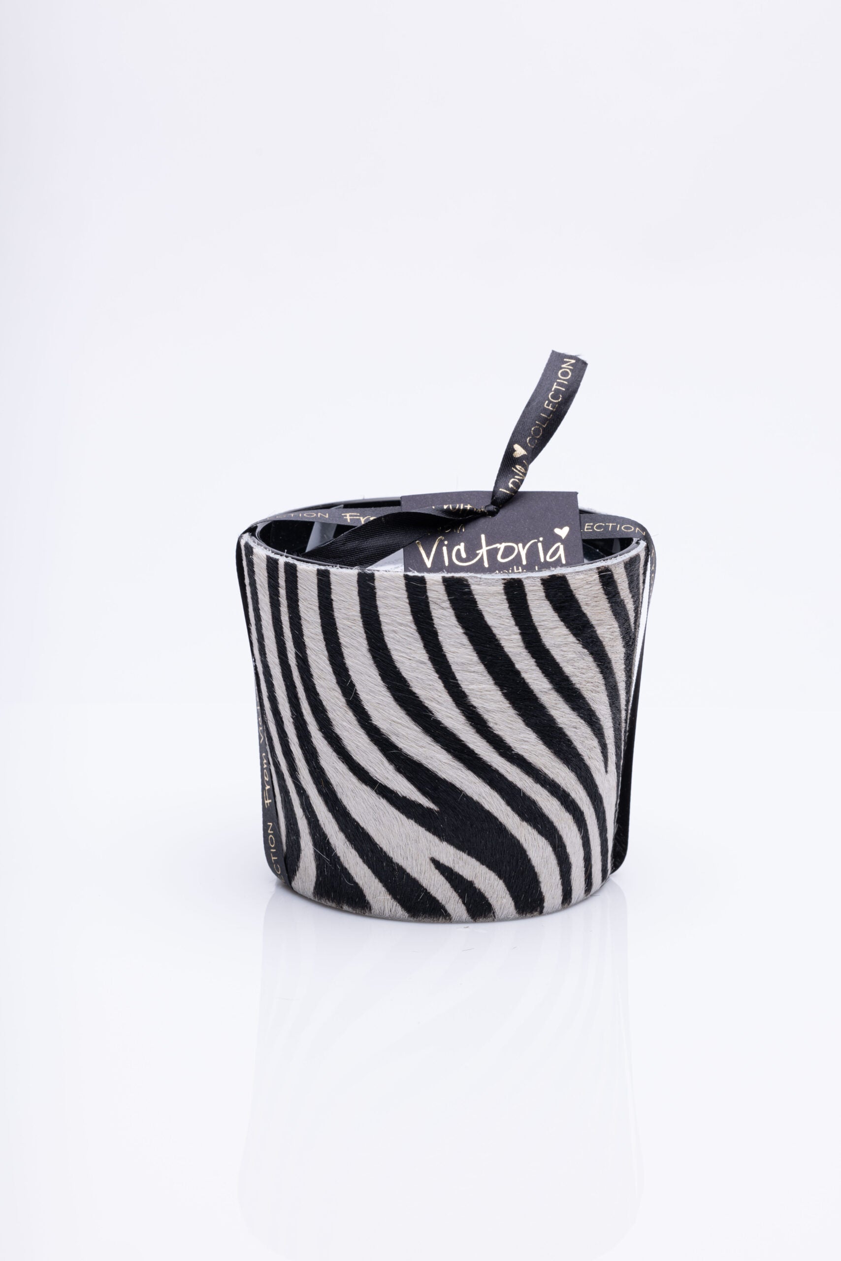 Hairy zebra zwart