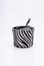 Hairy Zebra Zwart Geurkaars – Victoria With Love