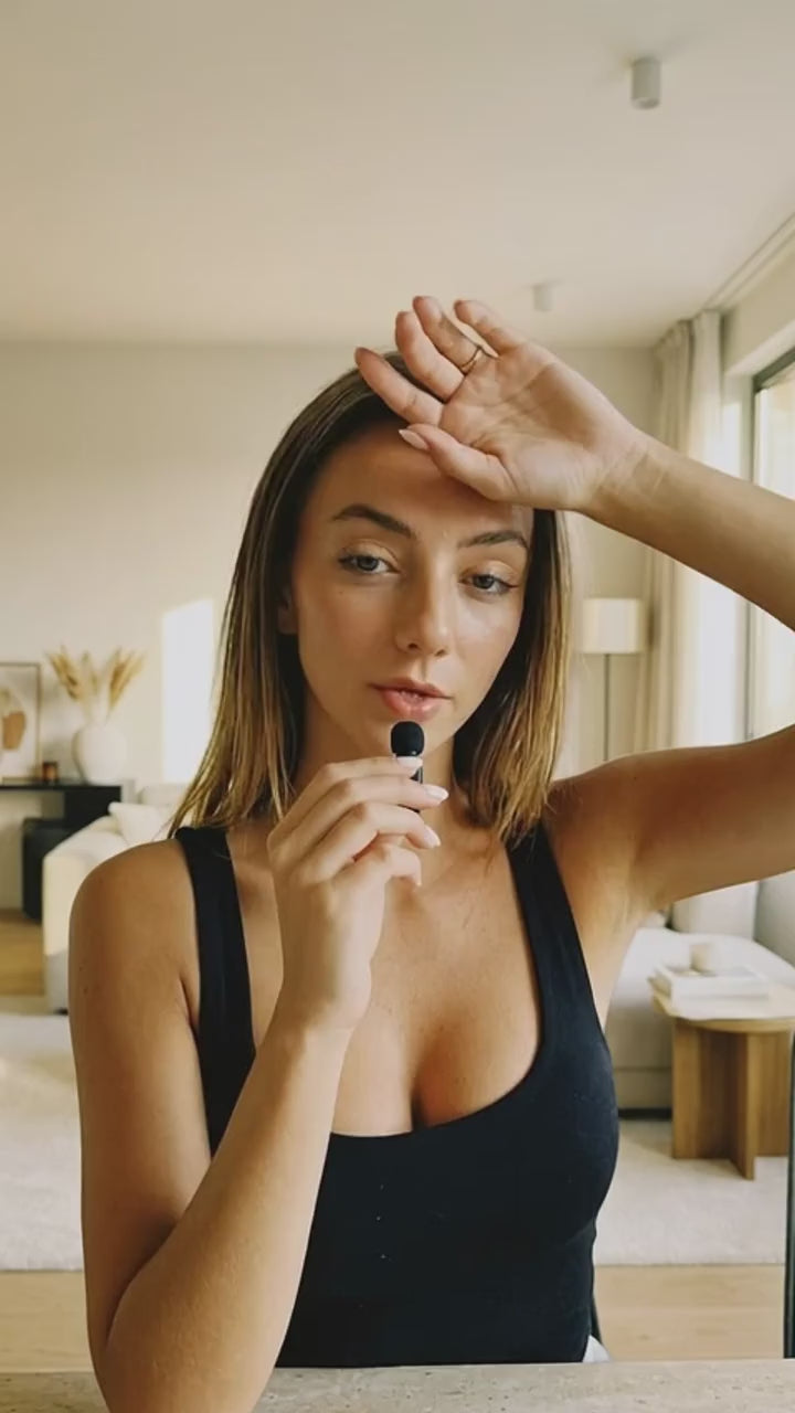 Load video: SUN Aftersun Gel