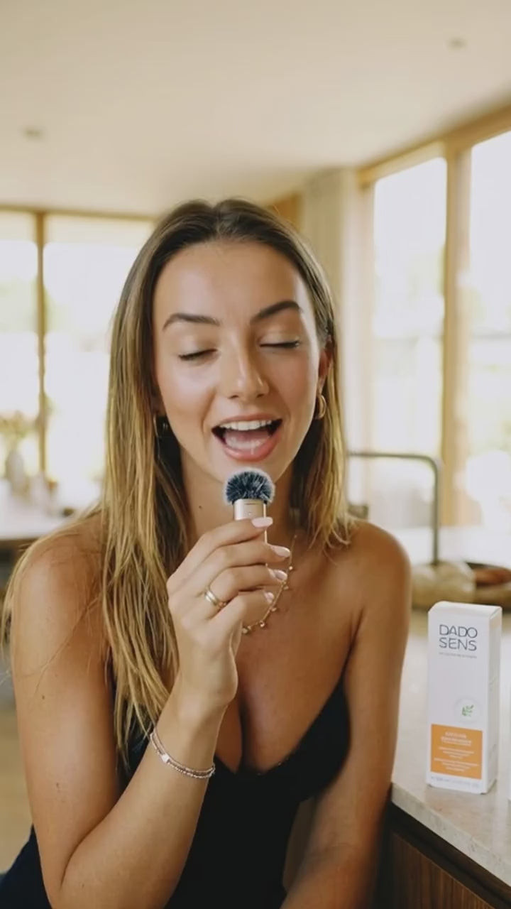 Laad video: Zonnebrand Fluid SPF 20 – Dado Sens