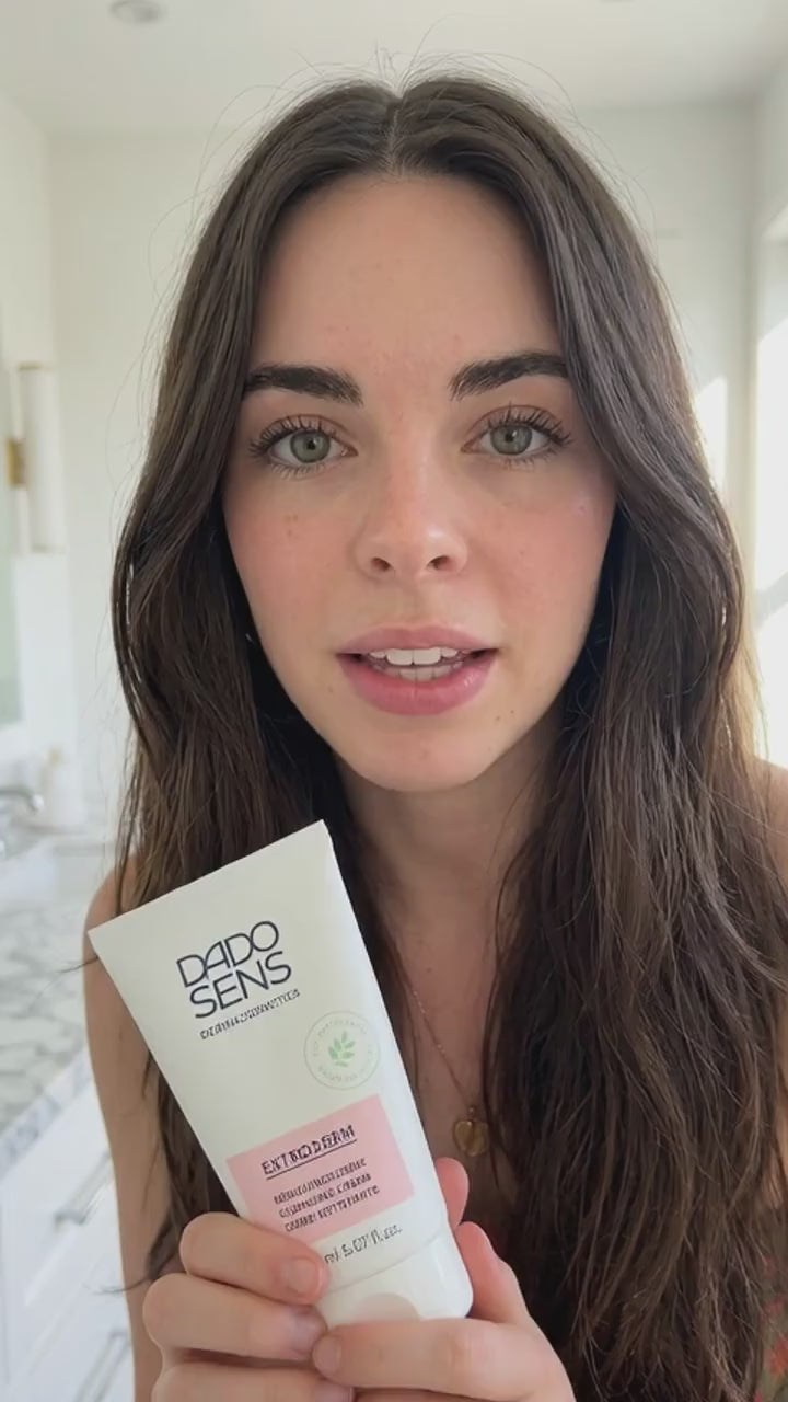 Load video: Extroderm cleansing cream